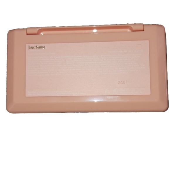 BNIB Face Palette - Picture 5 of 8